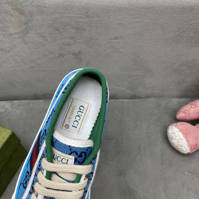G*u*i sneaker