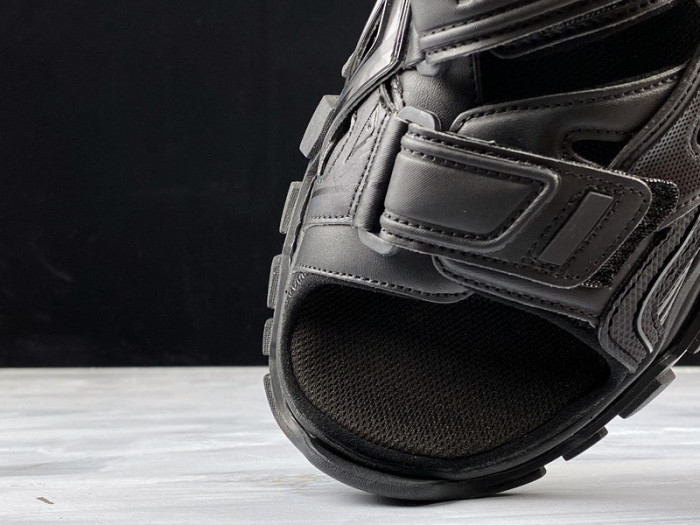 blcg track sandal black  617542w2cc11000