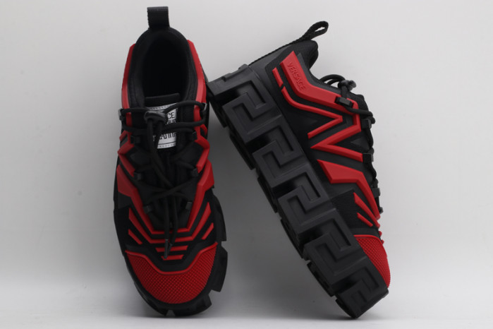 vers sneakers