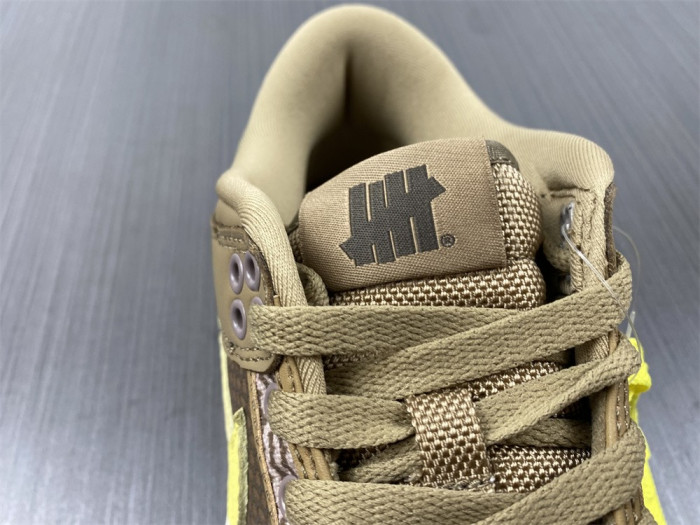 undefeated x dunk low sp 