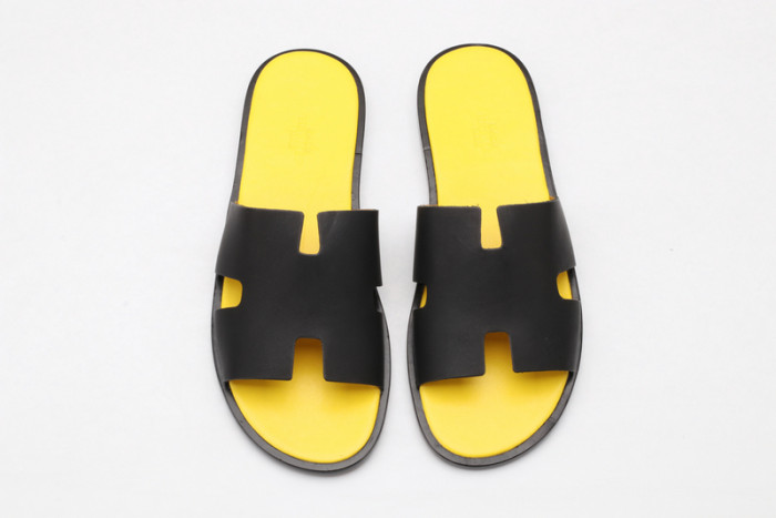 herm*s  slippers