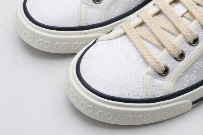 G*u*i  sneaker