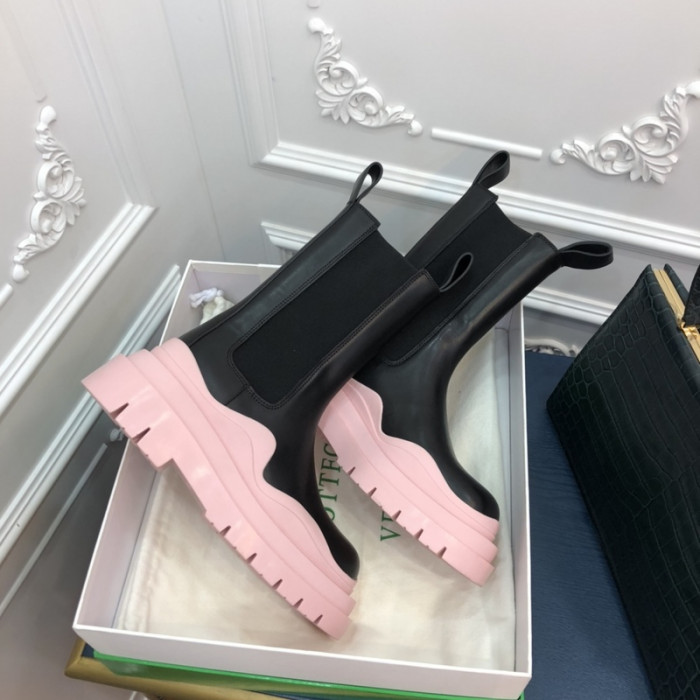 Bo*te*ga ve*ne*ta boots