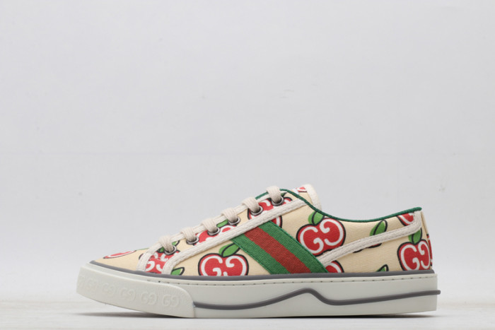 G*u*i  sneaker
