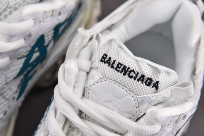 Ba*len*cia*ga -runner