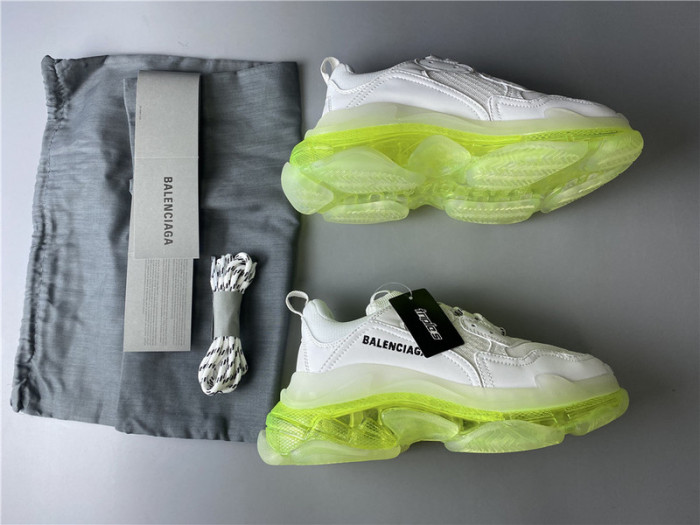 blcg sneaker triple.s.gomma fluorescent white 544351 w09o1 0828