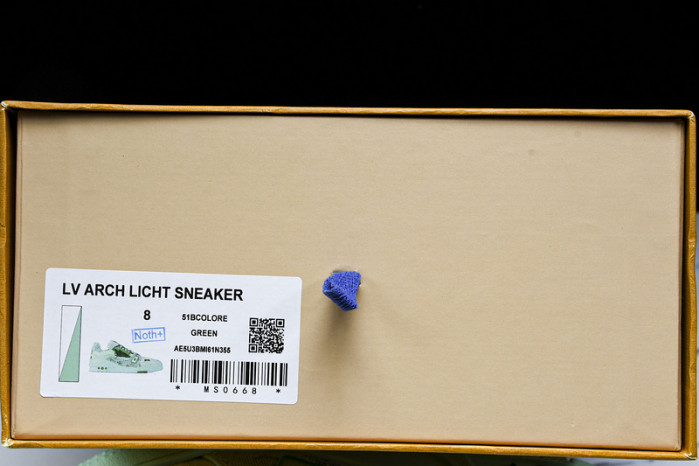 l0vt sneaker