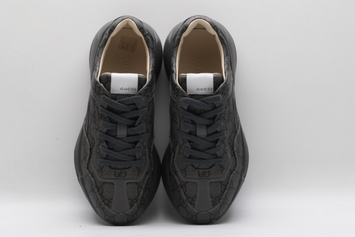 G*u*i trainer sneaker