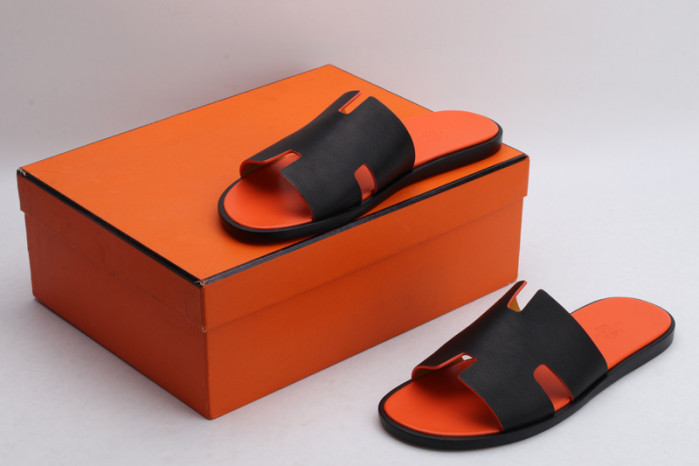 herm*s  slippers