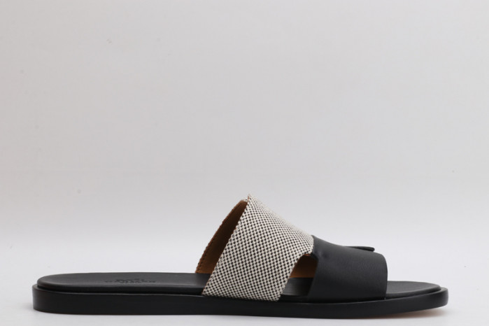 herm*s  slippers