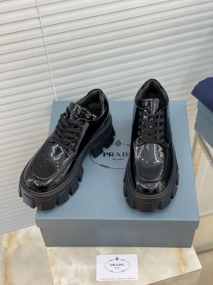 pra_da boots