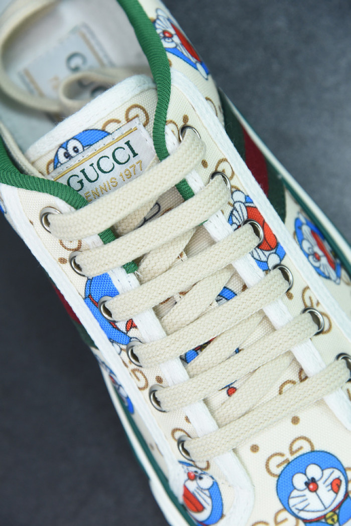 G*u*i sneaker