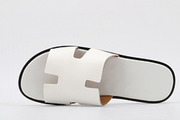 herm*s  slippers