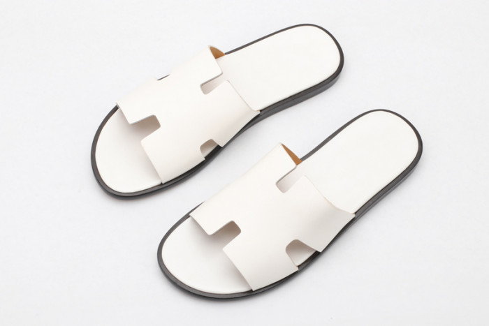 herm*s  slippers