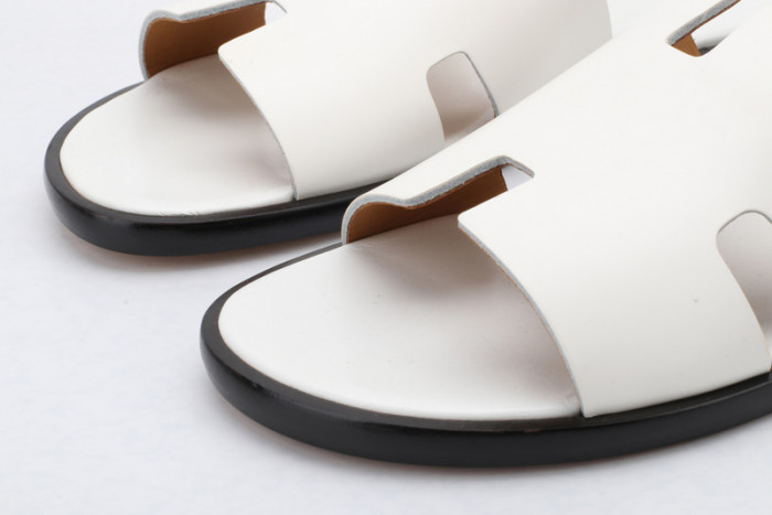 herm*s  slippers
