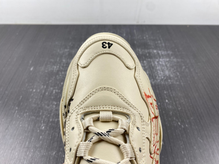 blcg sneaker triple.s.