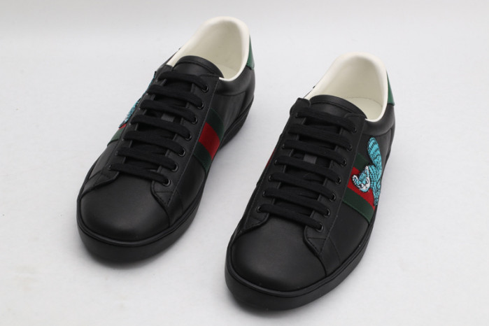G*u*i ace embroidered low-top sneaker
