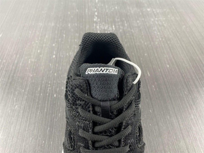 Ba*len*cia*ga -phantom sneakers