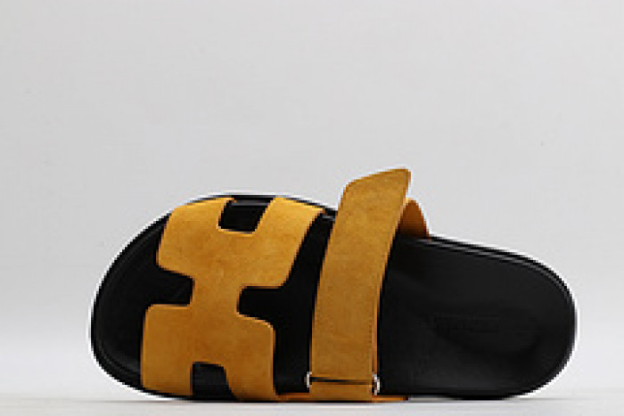 herm*s  slippers