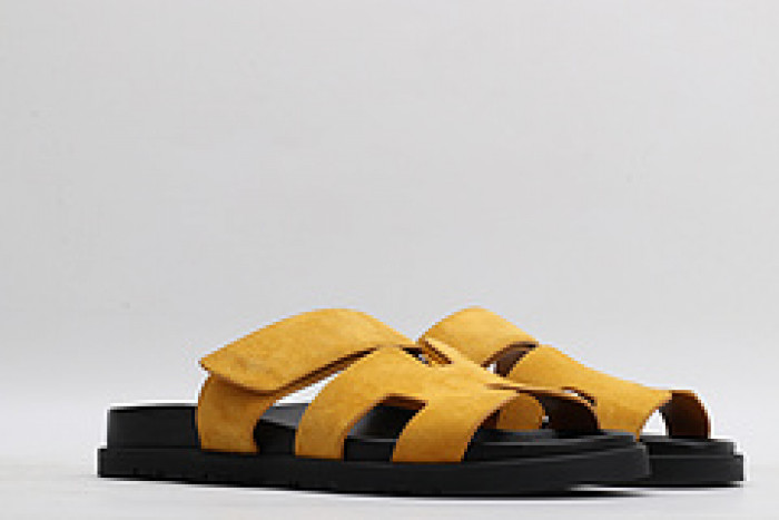 herm*s  slippers