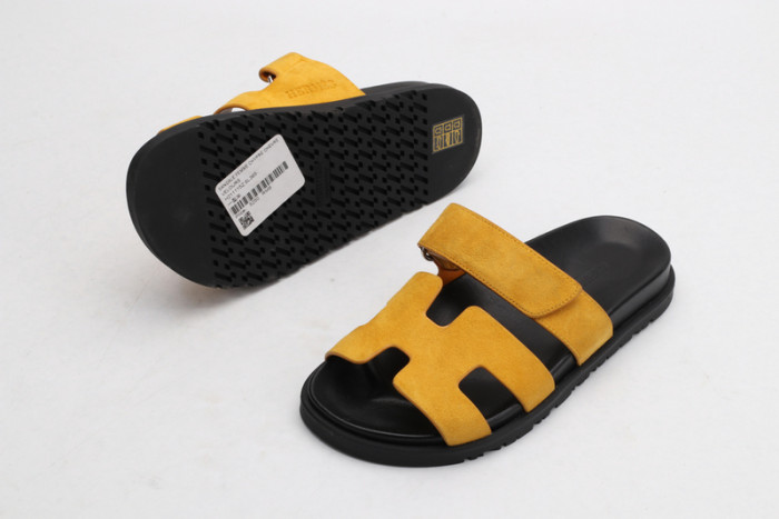 herm*s  slippers