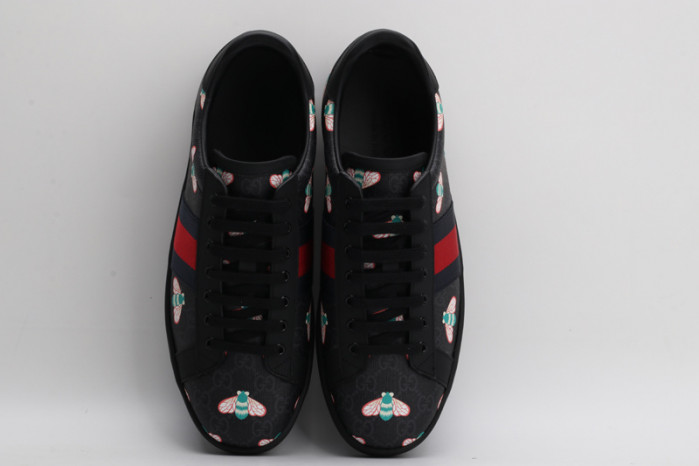 G*u*i  low-top sneaker
