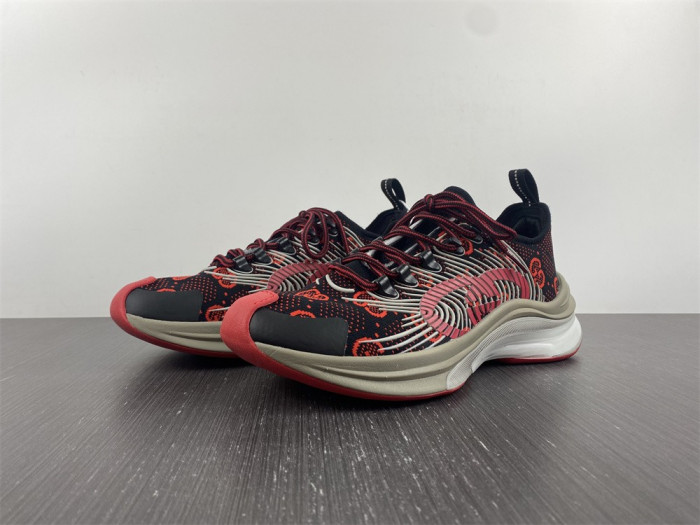 G*u*i sneaker