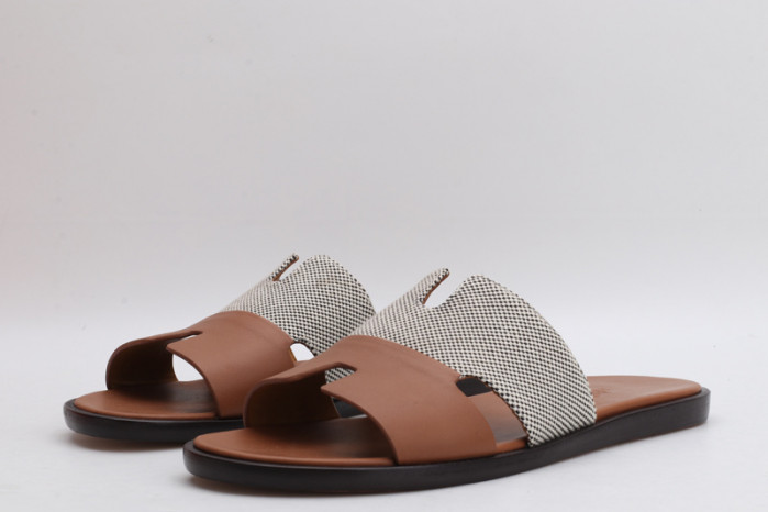 herm*s  slippers