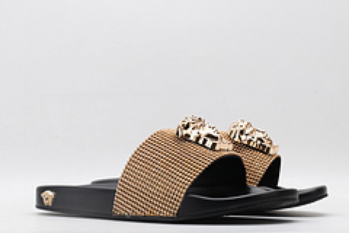 vers slippers