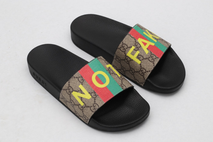 G*u*i slippers