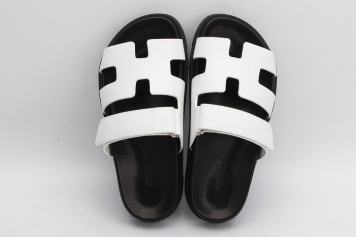 herm*s  slippers