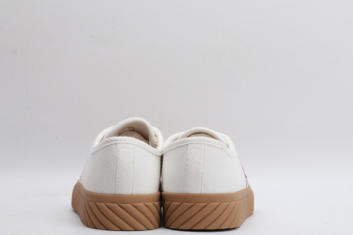 G*u*i  low-top sneaker