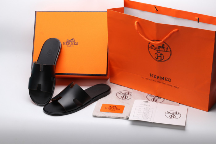 herm*s  slippers