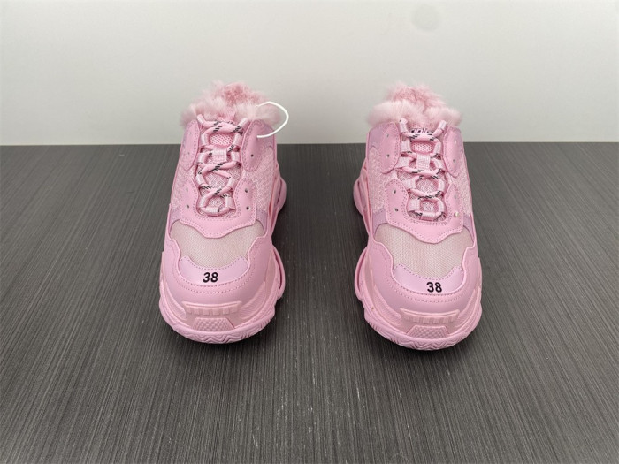 blcg sneaker triple.s.