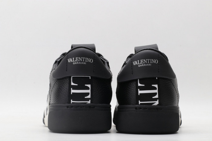 va_lentino sneakers