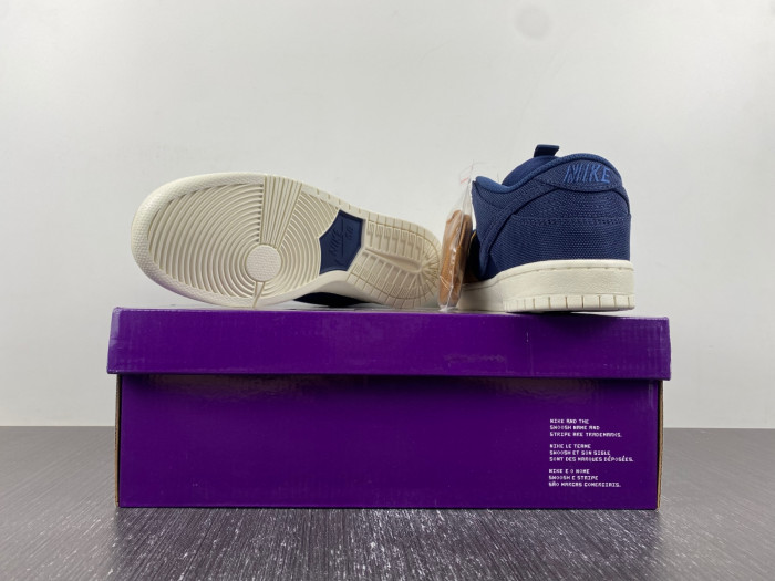 nike sb dunk low "midnight navy/ochre" dx6775-400