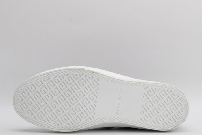 gi_venchy sneaker