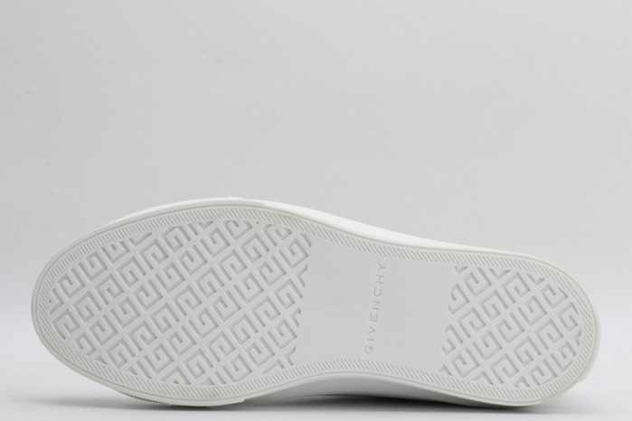 gi_venchy sneaker
